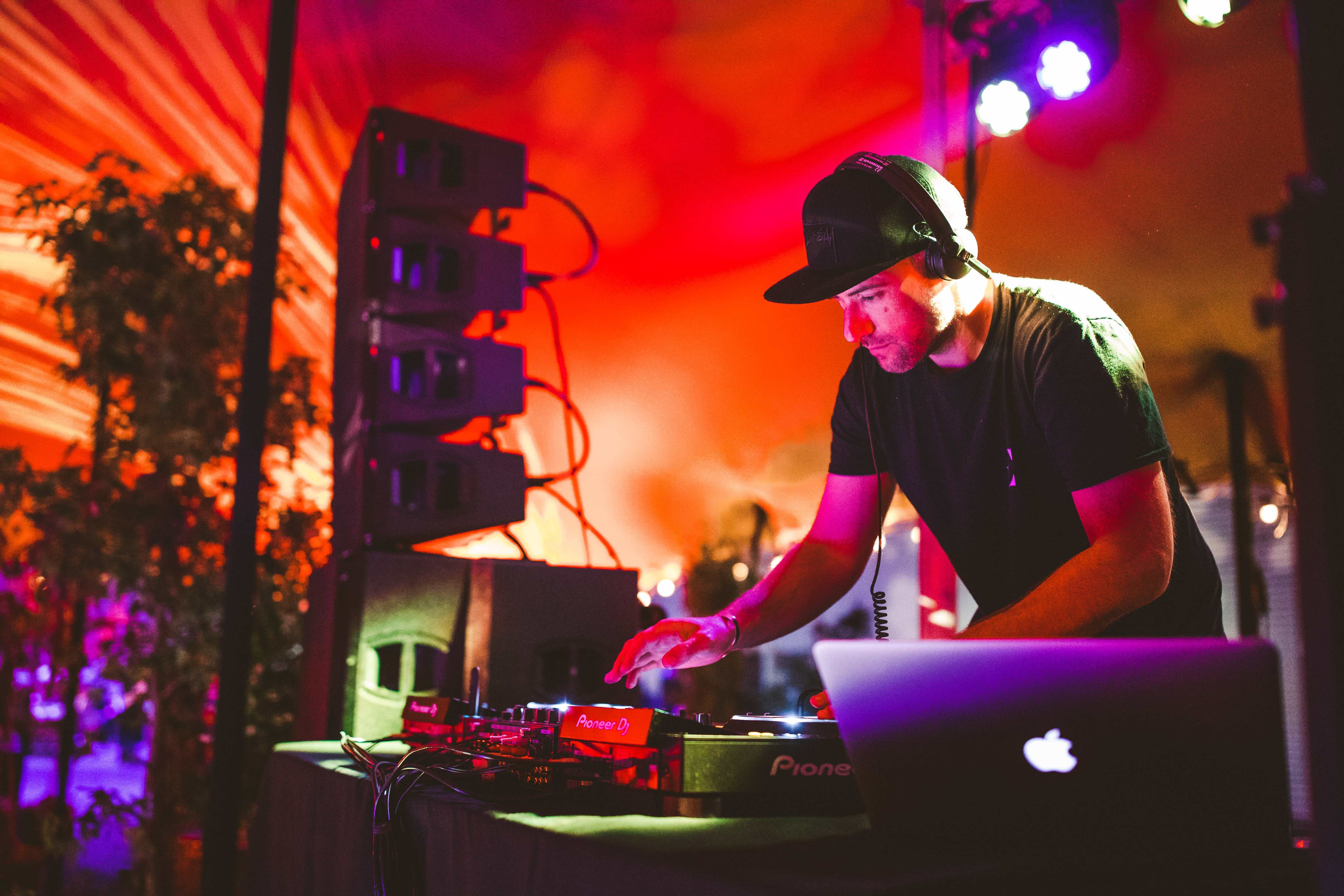 DJ Dan