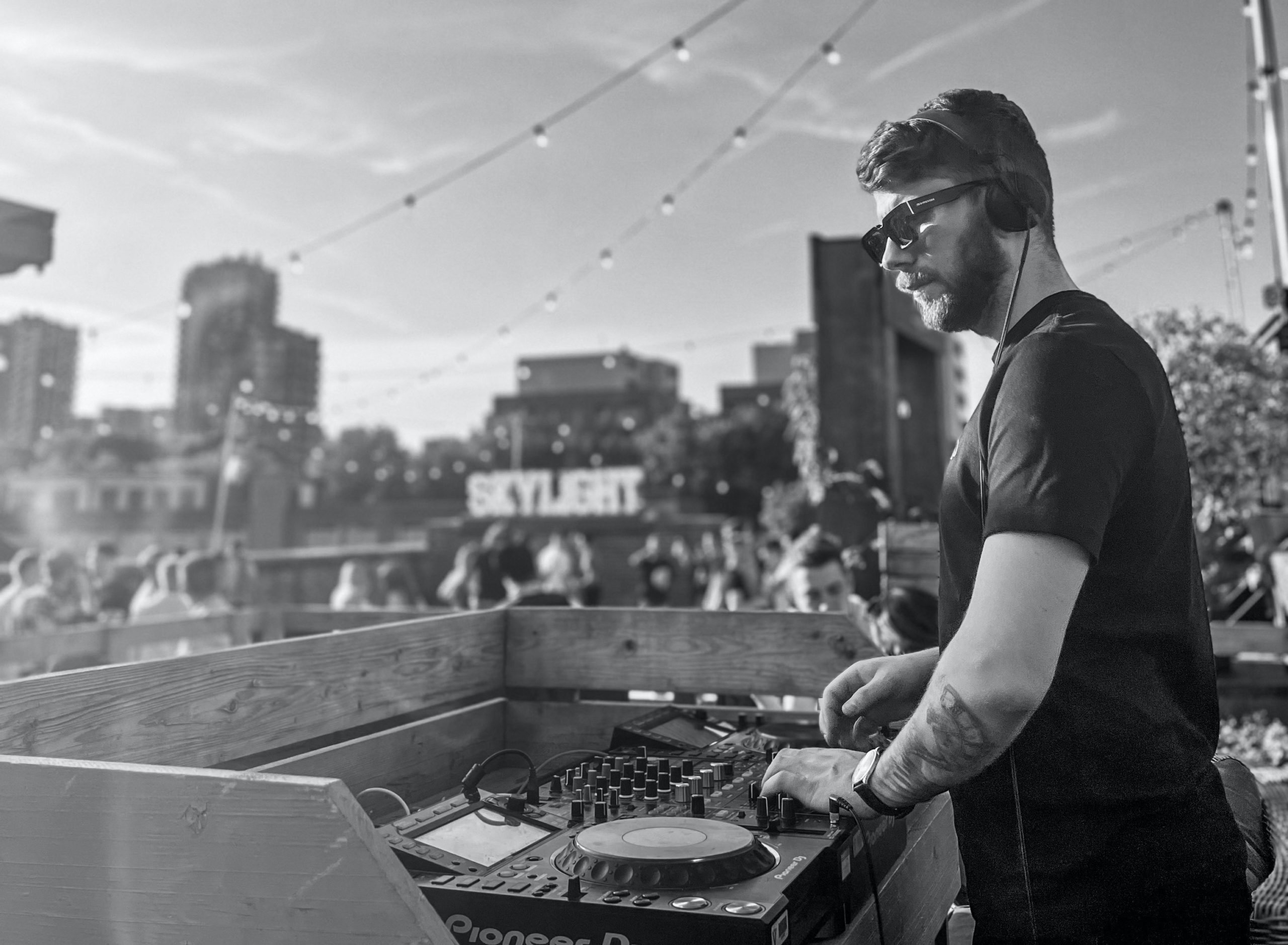 IMG_0426 DJ Ledio